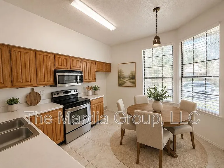 7904 Steppington Dr — Photo 4