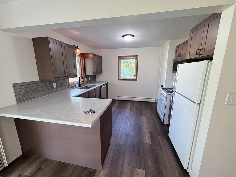 1609 Ash St — Photo 23