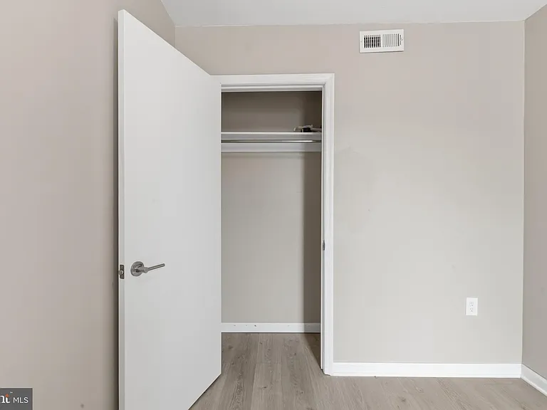 2340 S Hutchinson St — Photo 25