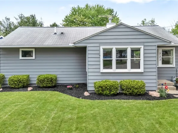 723 Spruce St, Medina, OH 44256