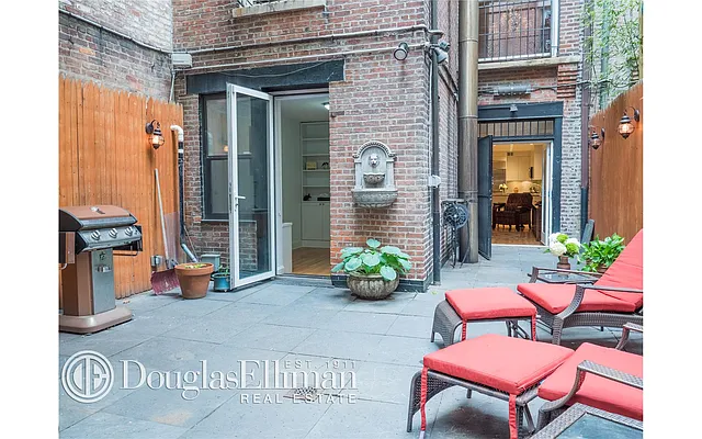 Sold by Douglas Elliman | media 22