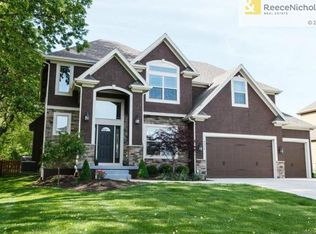 3213 SE 3rd St, Lees Summit, MO 64063