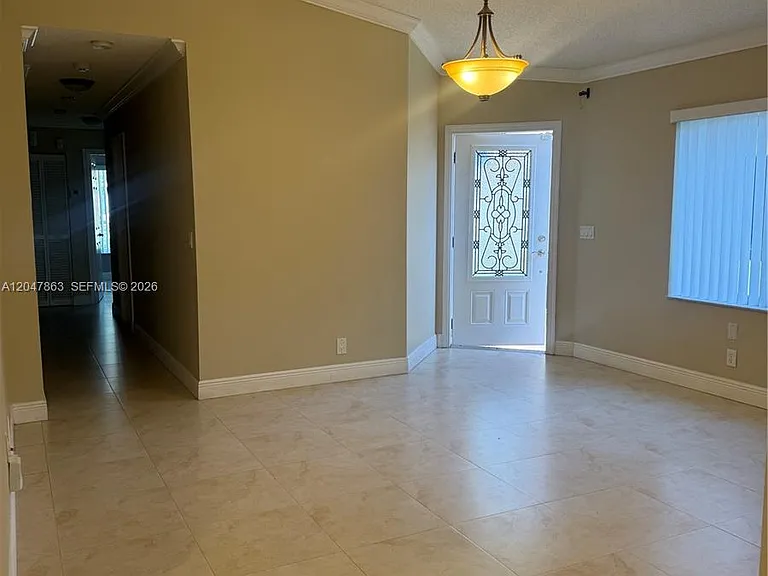 1713 NW 208th Ter — Photo 13
