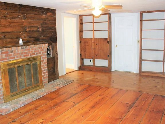 5th image of 58 Brookdale St