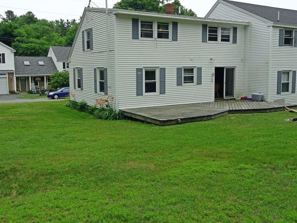 9 Oak Ave Freeport ME Zillow