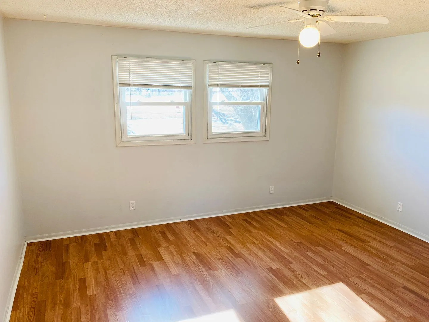 Affordable 2 Bedroom Apartment! — Photo 3