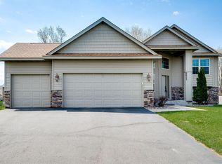 6623 Tessman Ter N, Brooklyn Park, MN 55445