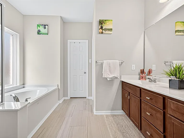 21319 Tropisea Dr — Photo 17