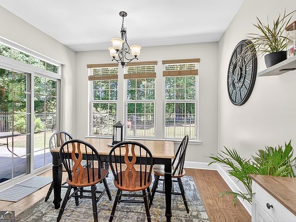 5th image of 374 Austin Storey Cir