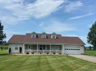 40 Easy St, Mitchell, IN 47446