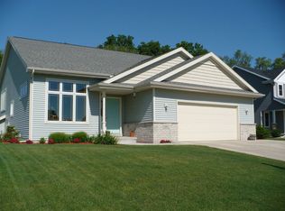 680 Fairview Ter, Verona, WI 53593