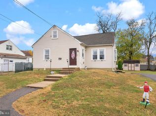 2639 Linconia Ave, Trevose, PA