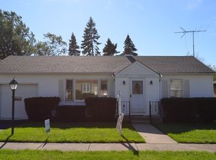 109 Cherry St, Cary, IL 60013