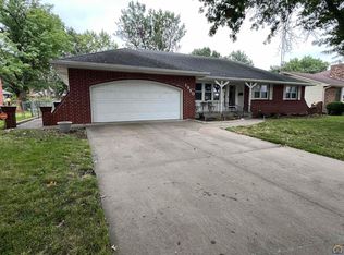 1960 SW Arrowhead Rd, Topeka, KS 66604