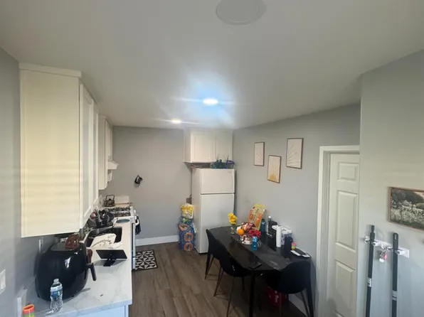 1313 Kelly St, Bakersfield, CA 93304