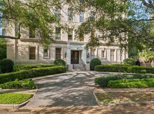 5421 Saint Charles Ave APT 4B, New Orleans, LA 70115
