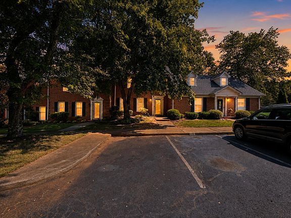 2nd image of 176 Buckstone Ln