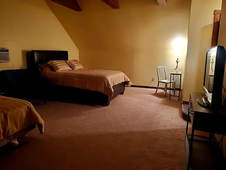 41R Highland Ave — Photo 5