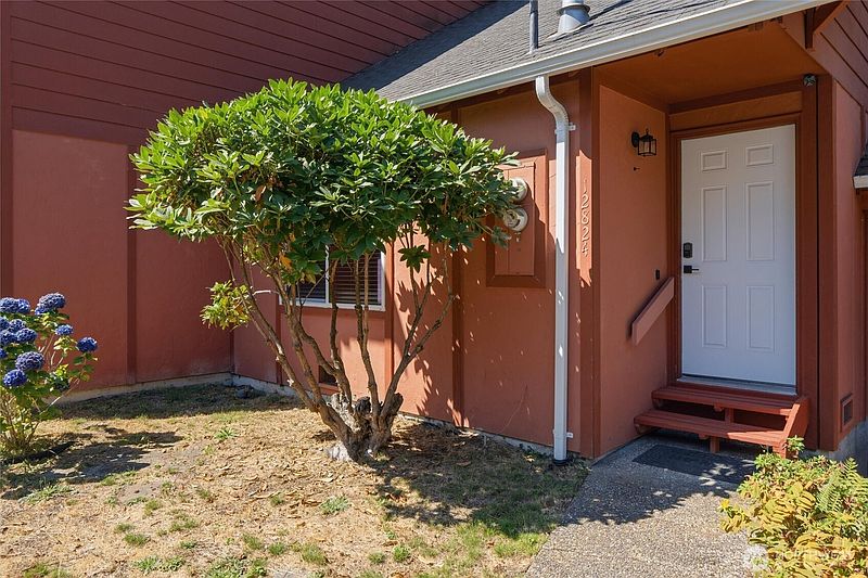 2nd image of 12824 62nd Avenue NW #D4