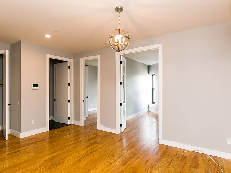 271 Martense St #3R — Photo 7