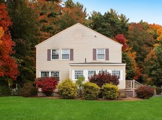 1079 Worcester Rd, Barre, MA 01005