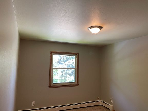 3rd image of 7343 N Teutonia Ave APT 12