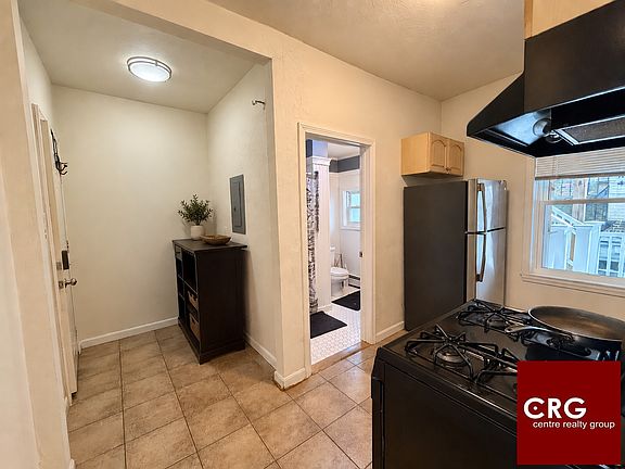 3rd image of 7-9 Murray Ct #2