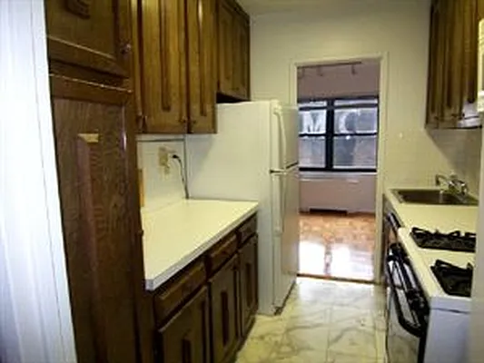 Rented by Douglas Elliman | media 4