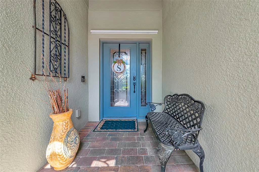 4 bed, 2.0 bath, 2239 sqft, $5,500 — Photo 4