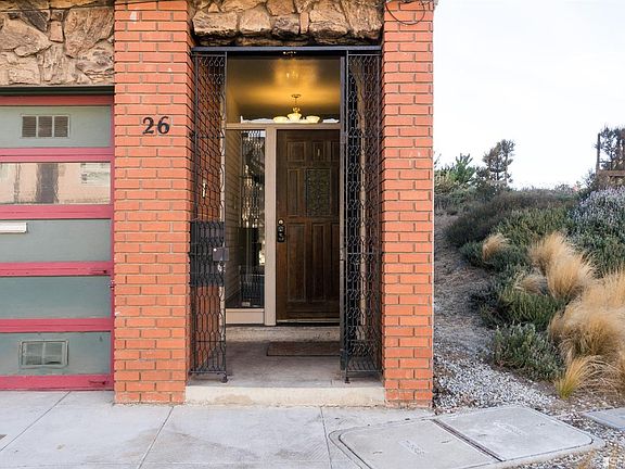 3rd image of 26 Bradford St