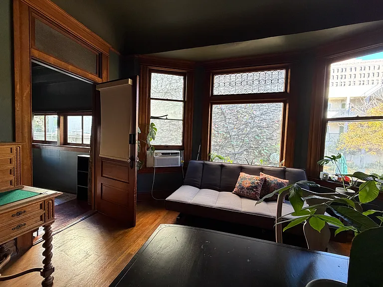 826 S Burlington Ave #6 — Photo 10