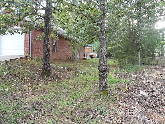 right side yard