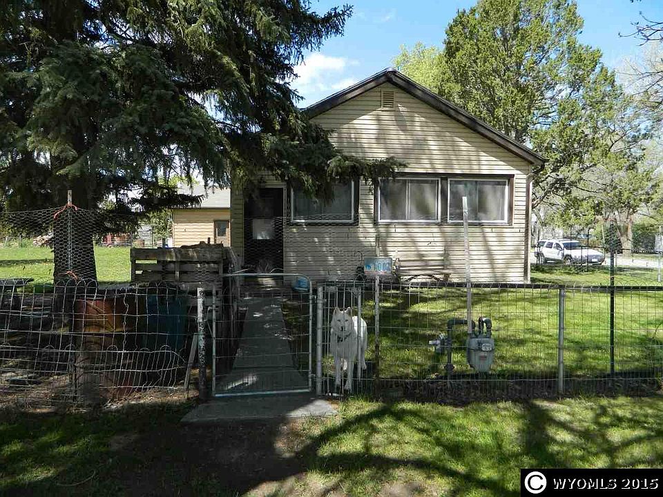2nd image of 1002 S 5th St