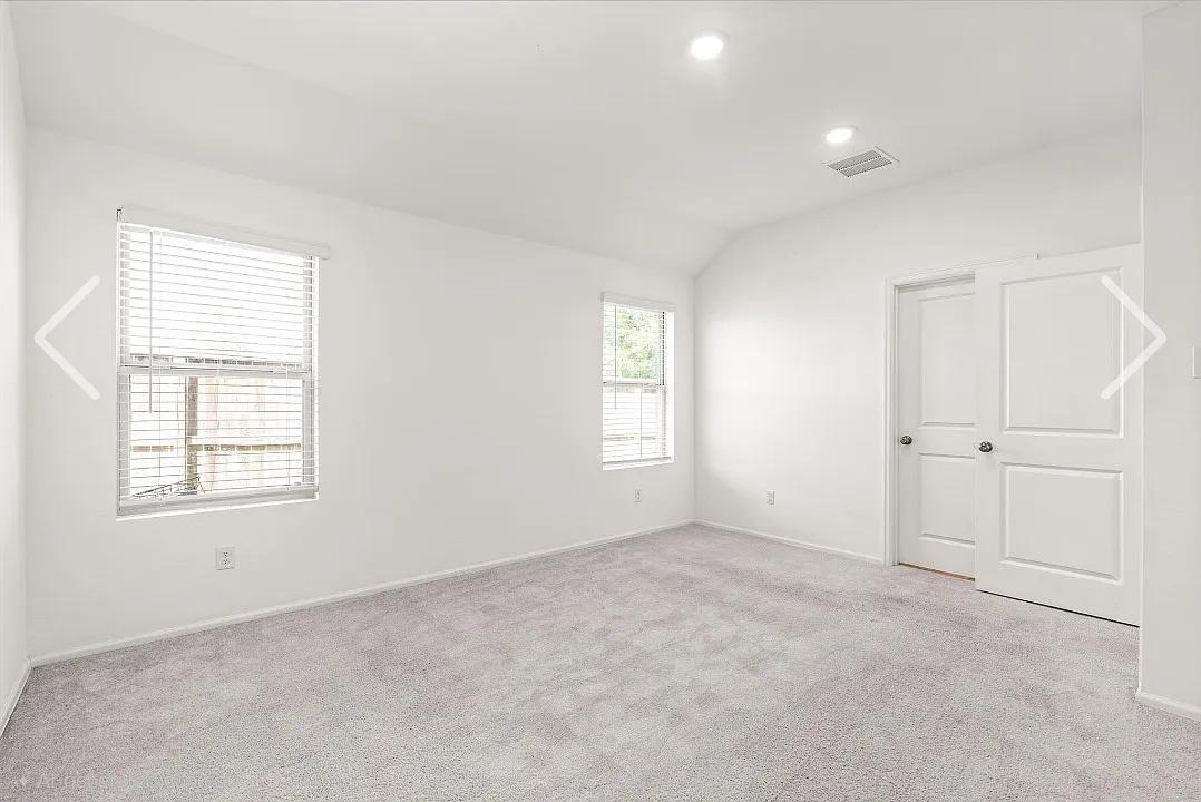 4 bed, 1538 sqft, $2,000 — Photo 2