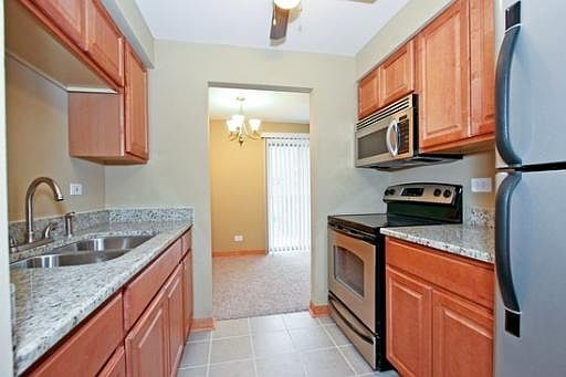 3rd image of 9716 S Karlov Ave APT 202