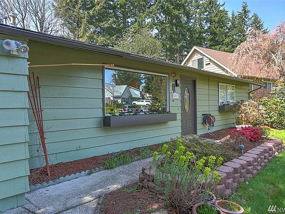4th image of 16217 128th Pl SE