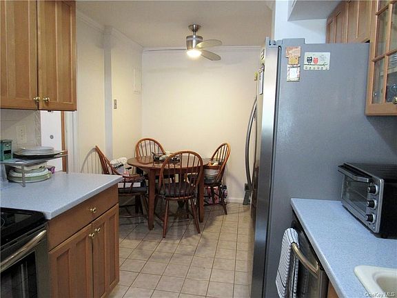 4th image of 300 High Point Dr APT 205