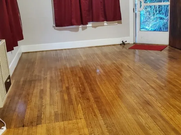 463 W 12th St, San Pedro, CA 90731