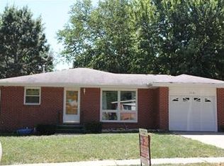 7241 S Wedgewood Dr, Lincoln, NE 68510