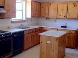 311 Pecan Valley Rd, Center Point, TX 78010