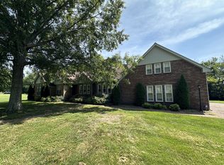 222 The Hollows Ct, Hendersonville, TN 37075