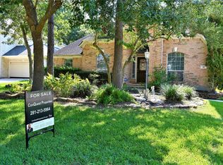 18 Clearbend Pl, Conroe, TX 77384