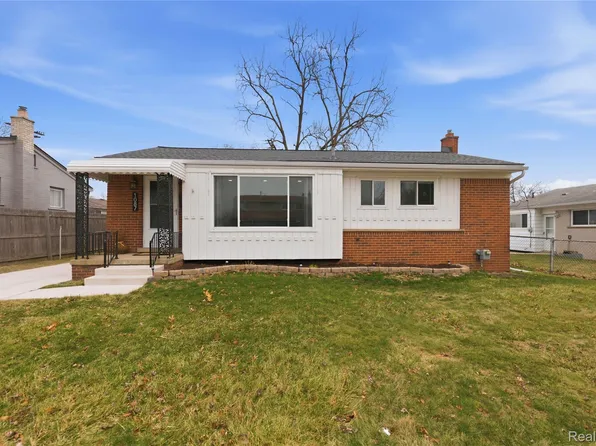 1087 N Stephen Ave, Clawson, MI 48017