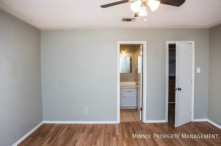 5719 Itasca St — Photo 22