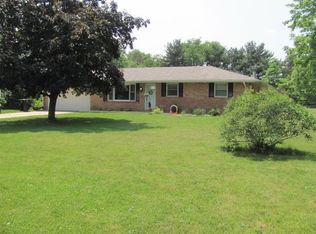 54533 Clover Rd, Mishawaka, IN 46545
