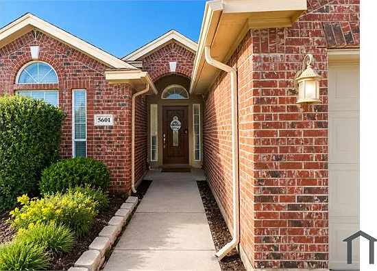 5601 Lawnsberry Dr — Photo 3