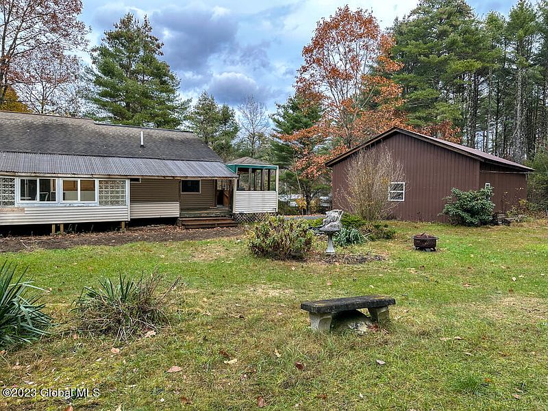 4th image of 12 Towner Road