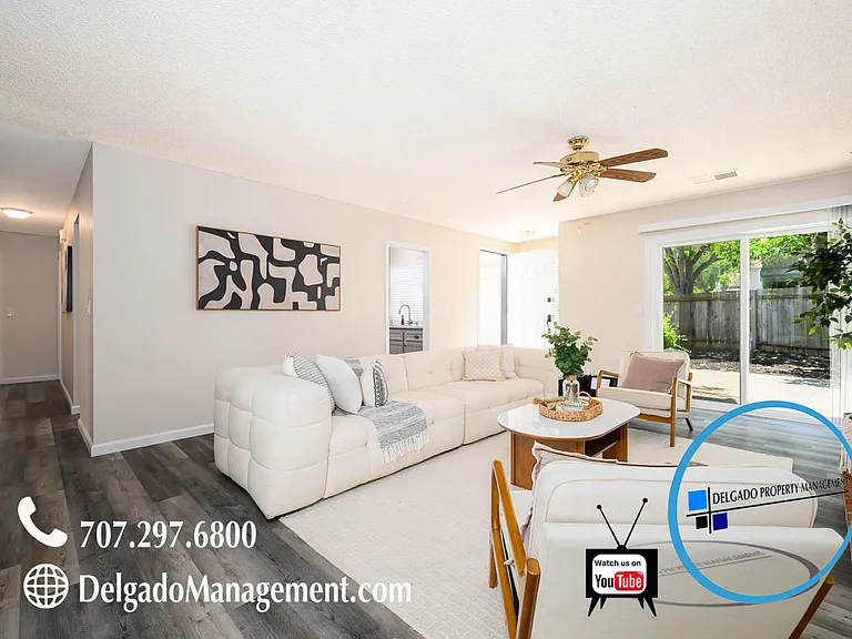 443 Greenbrier Ct — Photo 7