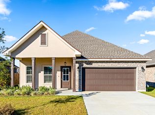 130 Hydrangea Blvd, Freeport, FL 32439