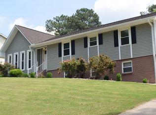 2141 Grayson Valley Dr, Birmingham, AL 35235